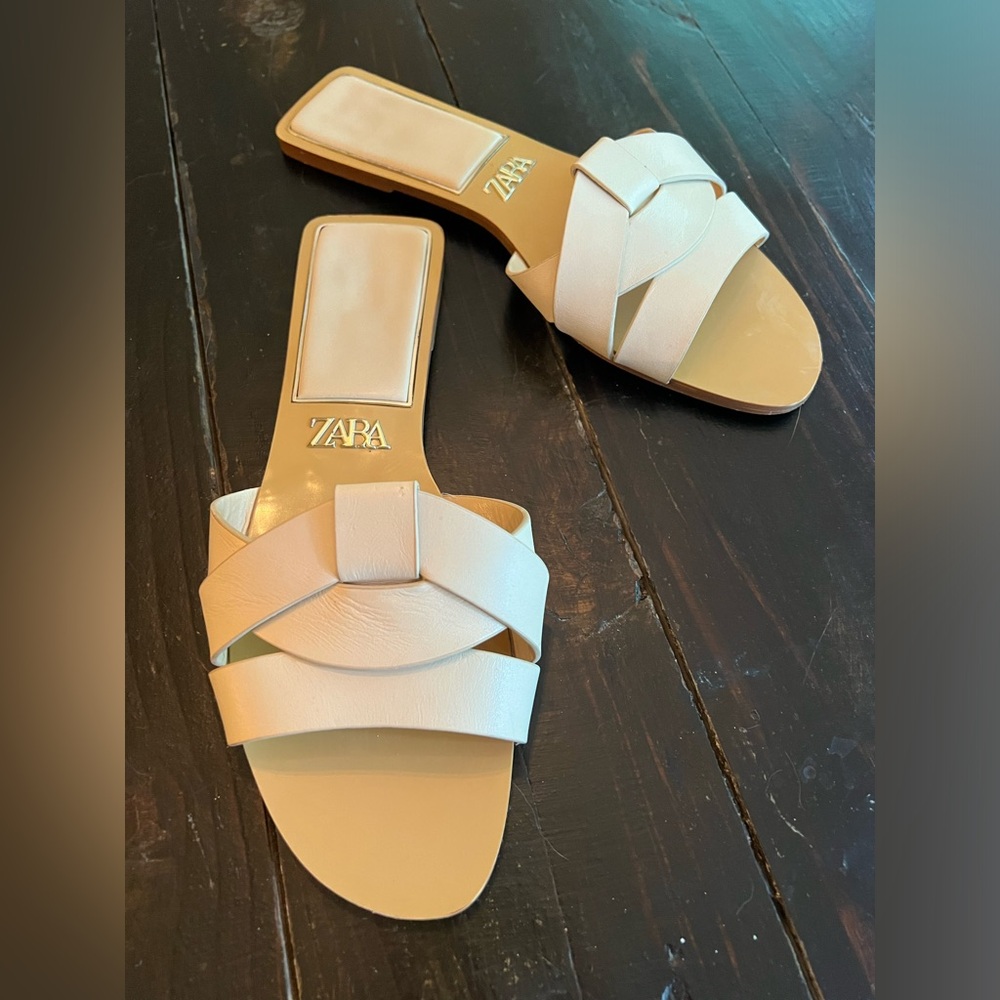 ZARA Leather Cross~Over Sandals / Flats / Slides